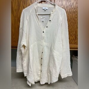 Urban Daisy boutique Cream Button-Up Shirt NWOT tunic women’s large